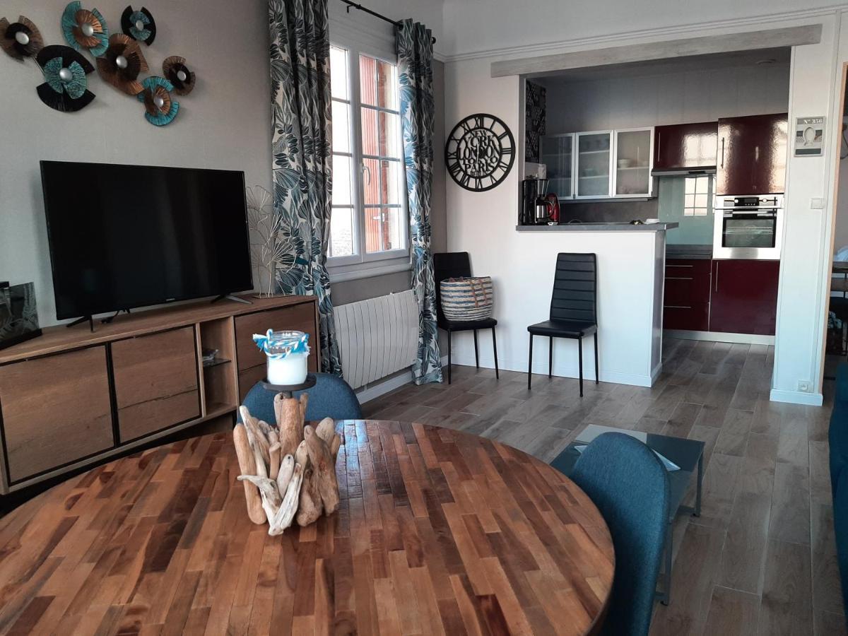 Au Gre Des Marees, Appartement Face A La Mer, Classe 3 Etoiles Ault Εξωτερικό φωτογραφία